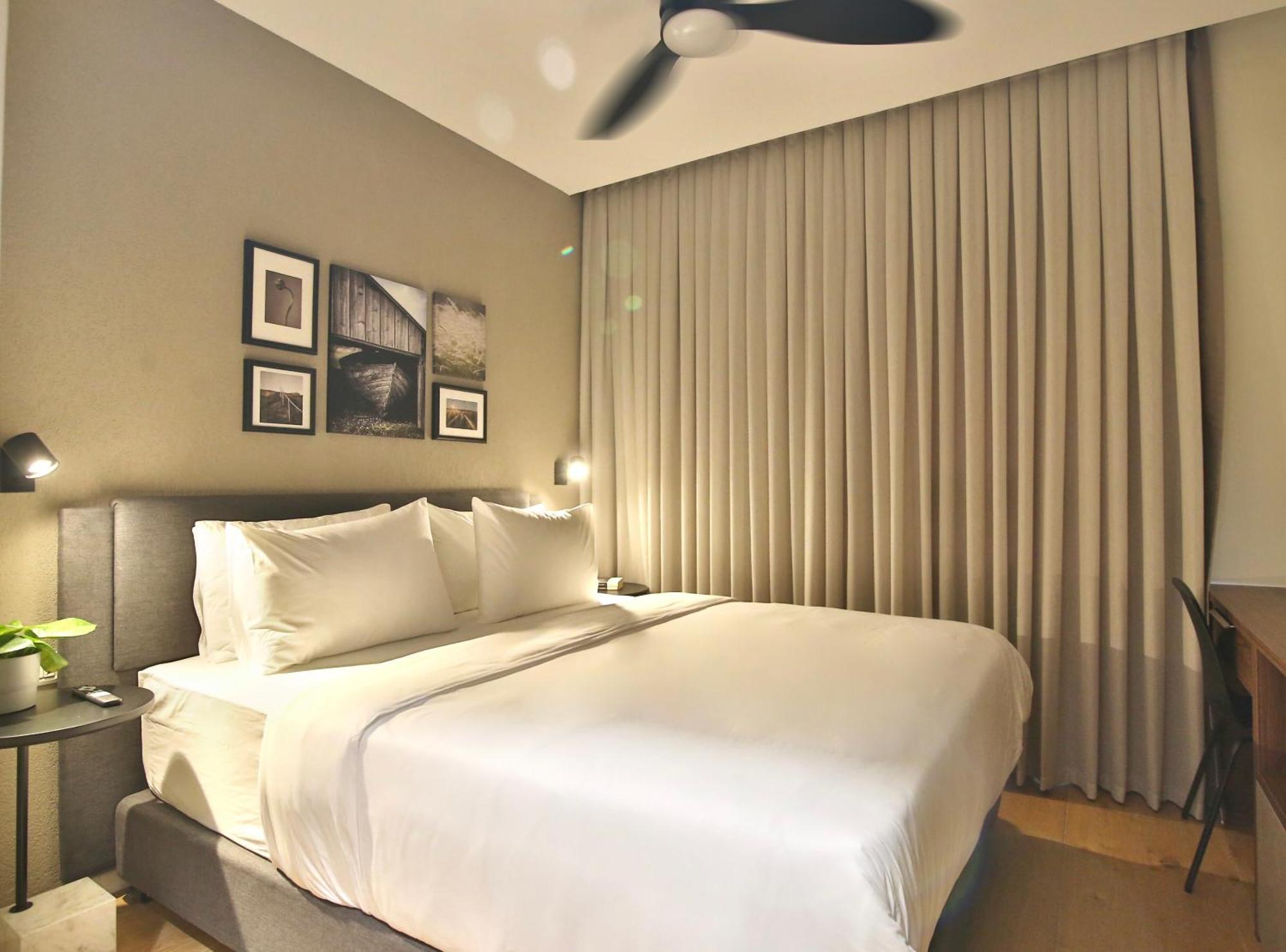 Luxury Suites By Notaly Ariel - Carmel Beach Haifa Habitación foto